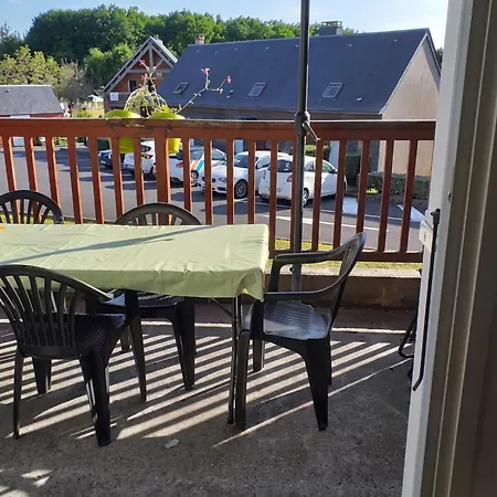 Casa vacanze Maison Accueillante à Avec Terrasse La Salvetat-sur-Agout